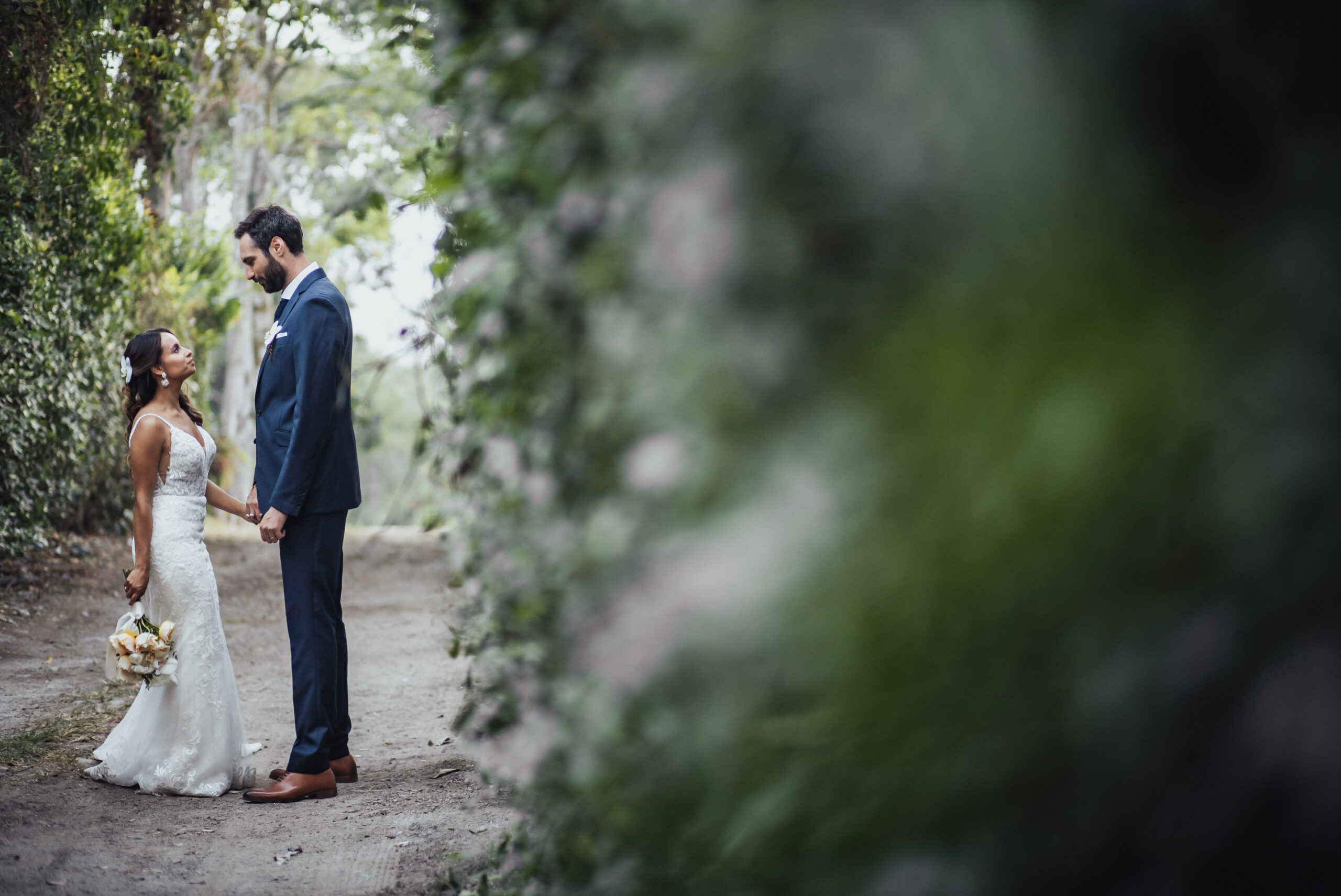 We design tailor-made experiences for couples and groups